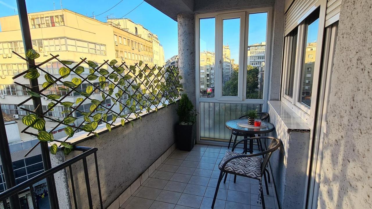 Windows City Apartment Belgrade Exterior photo