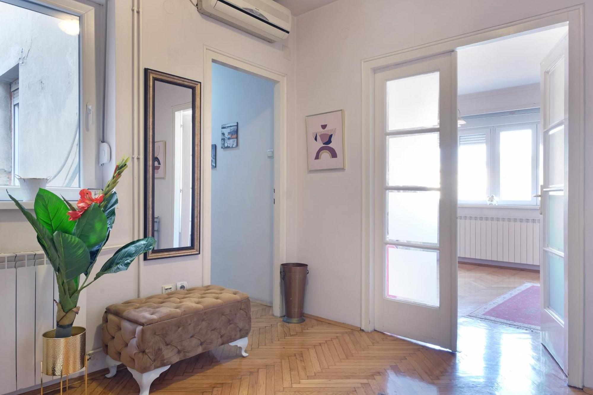 Windows City Apartment Belgrade Exterior photo